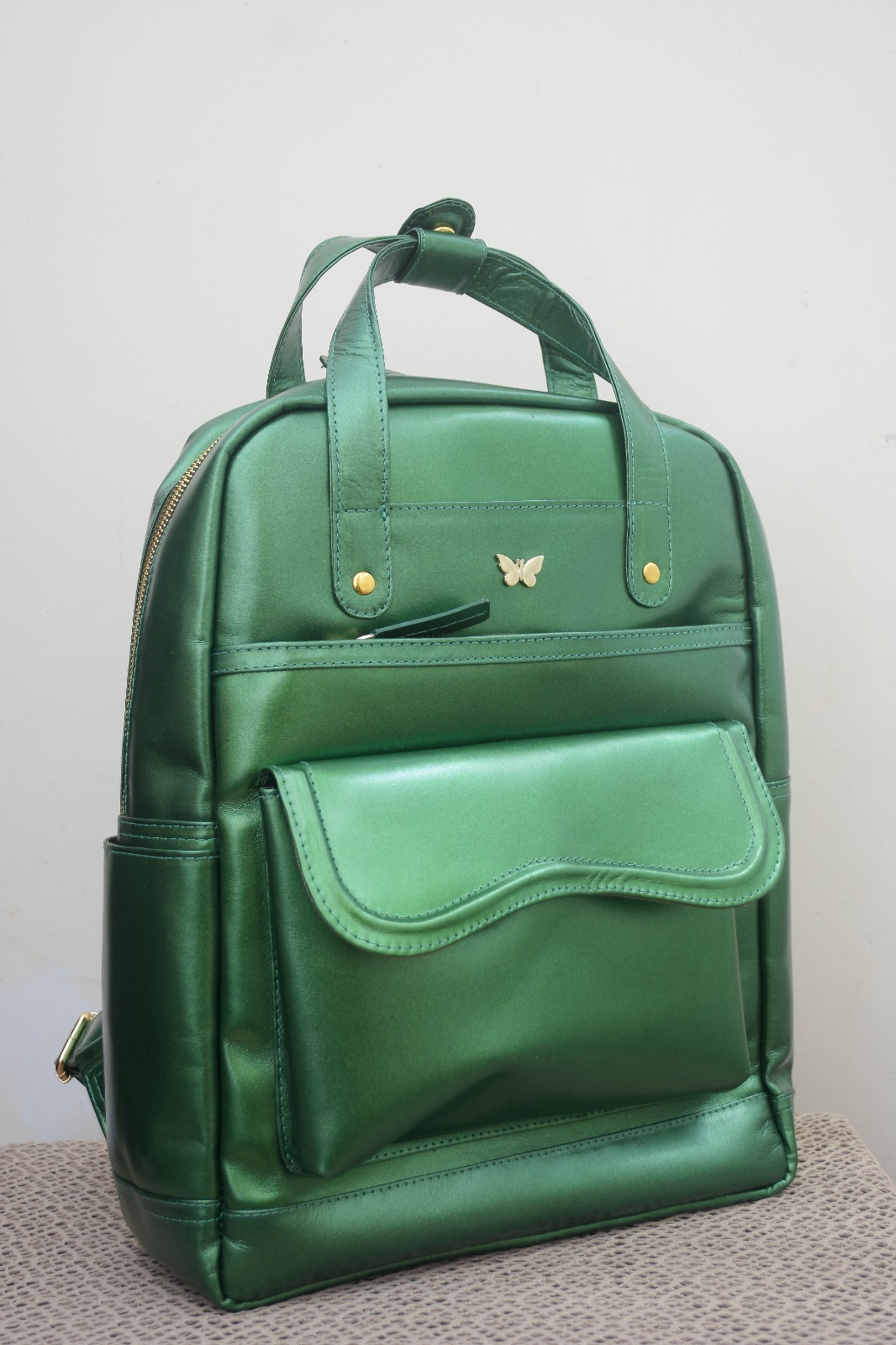 Morral en Cuero Verde Esmeralda Metalizado · vista de catálogo